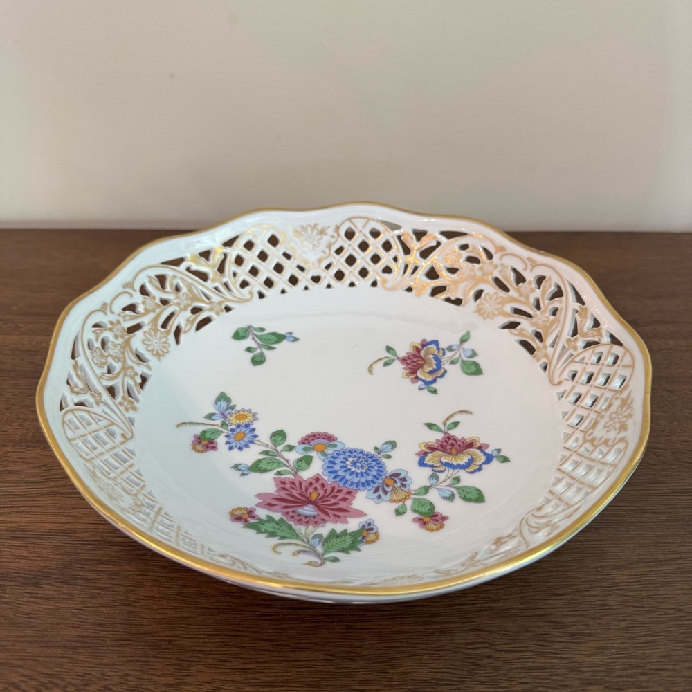 Schumann Bavaria Bowl Lacey Reticulated 9" Multicolor Floral 1881 1 Piece